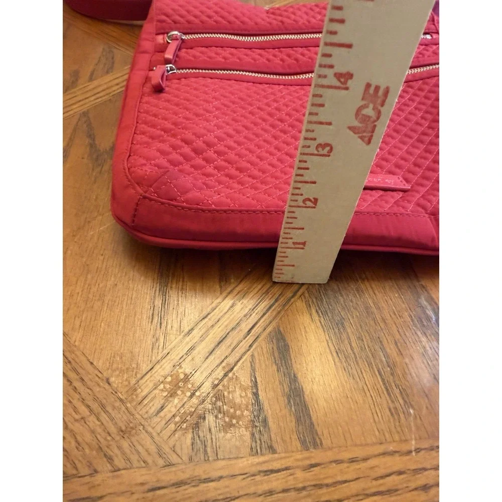 Vera Bradley Triple Zip Crossbody Bag Womens Medium Red Quilted Polyester